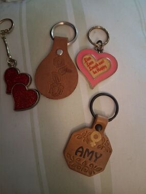 Vintage Lot Of 4 Keychains Leather And Metal Hearts. Embossed Leather Amy Floral